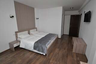 Отель Riana Аджуд Двухместный номер Делюкс с 2 отдельными кроватями-10