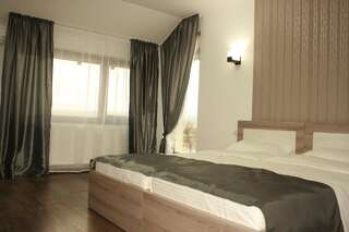 Отель Riana Аджуд Двухместный номер Делюкс с 2 отдельными кроватями-15